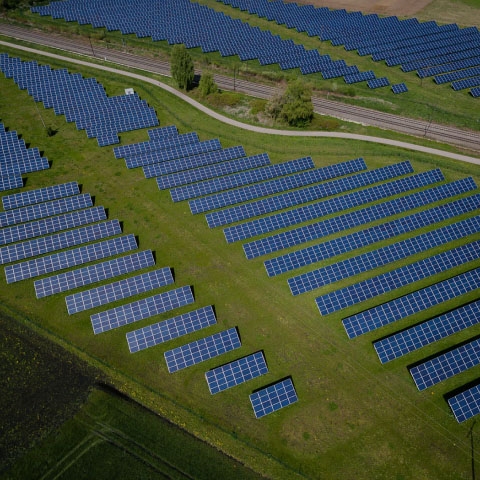 Impianti fotovoltaici per un approccio energetico sostenibile