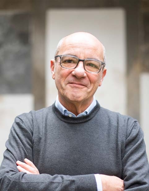 Padre Antonio Loffredo riqualifica il Rione Sanità e le Catacombe di San Gennaro